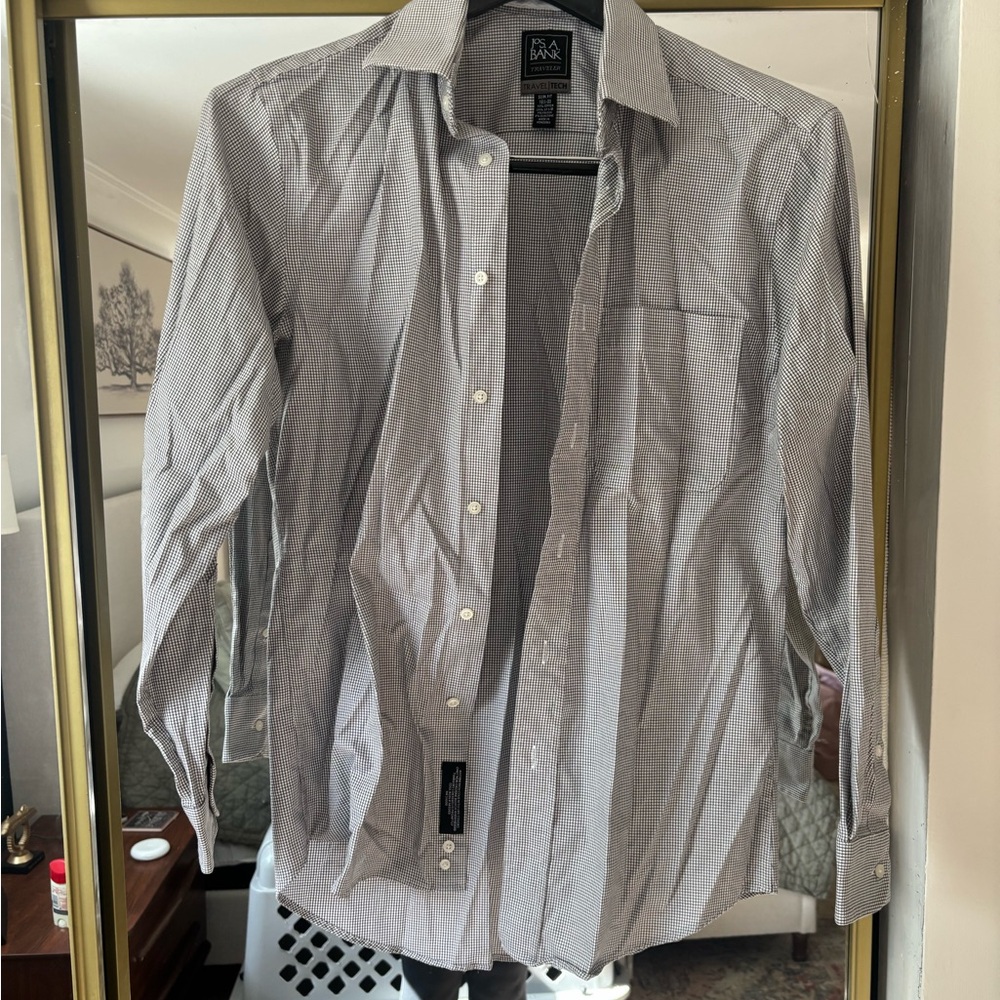 Jos A Bank Travel Tech Slim Fit shirt